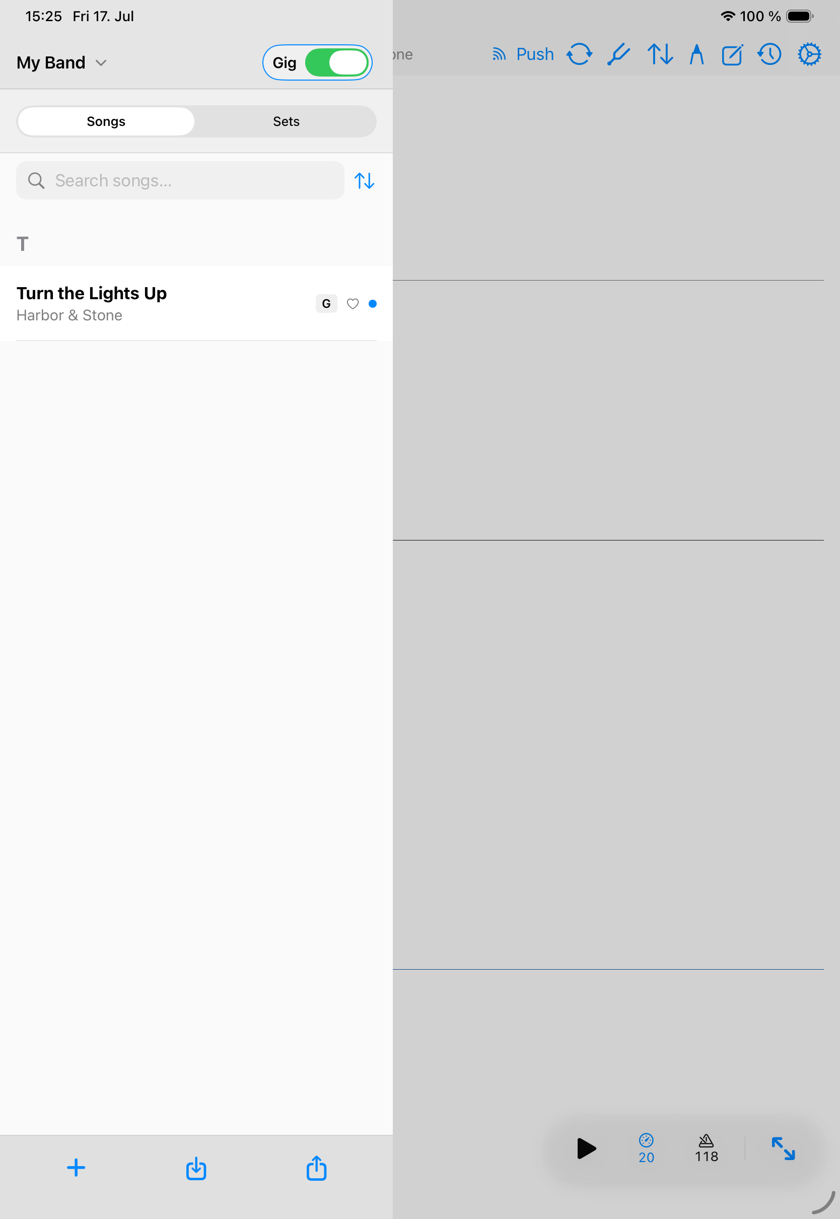 Songivo song viewer with command bar controls for performance