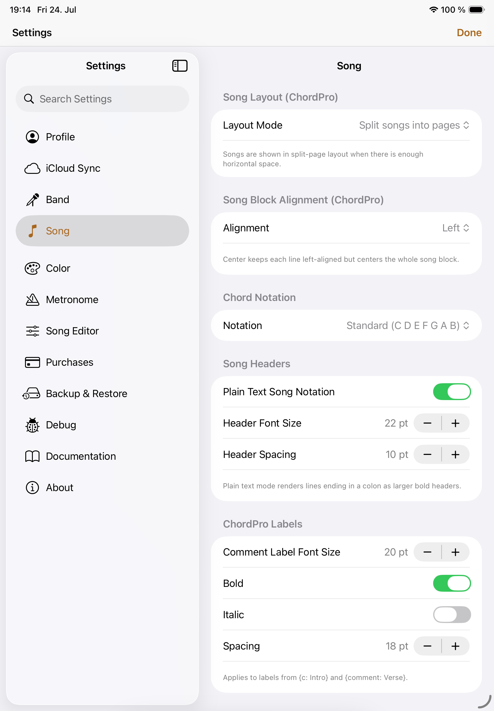 Songivo song viewer with command bar controls for performance