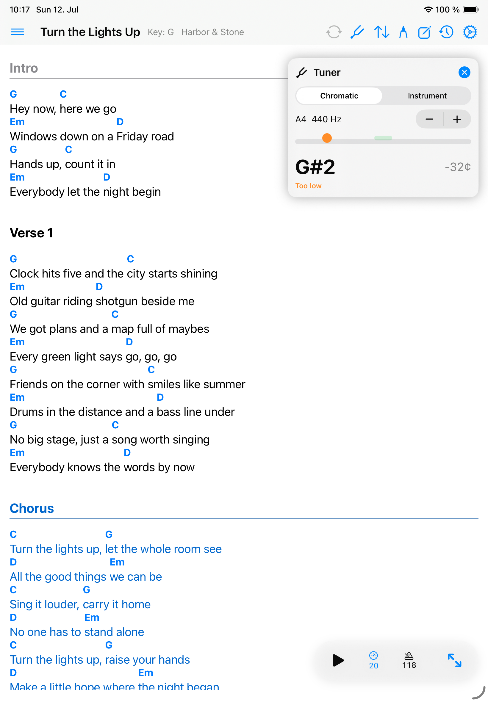 Songivo tuner overlay showing A4 reference and chromatic mode